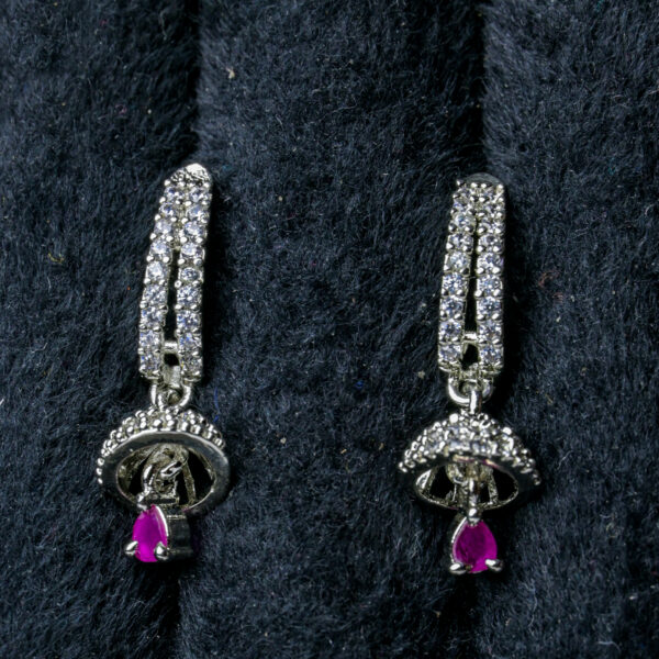 Ethnic American Diamond Earrings – Timeless Sparkle